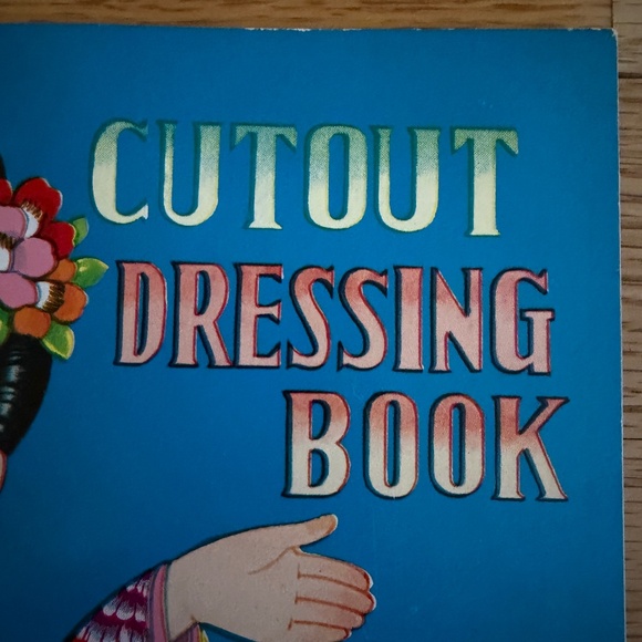 Vintage Japanese Cutout Dressing Book Paper Dolls Made in Japan - Picture 3 of 16